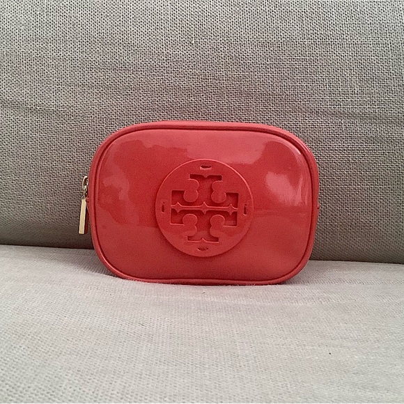 Tory Burch Handbags - Tory Burch Cosmetic Case